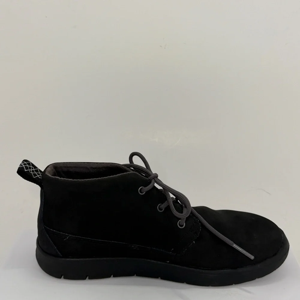 UGG Canoe Chukka Boots Black